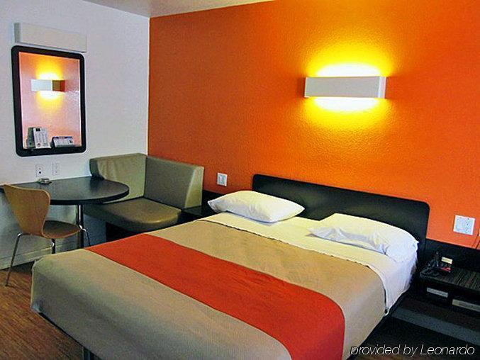 Motel 6-Edinburg, Tx Extérieur photo