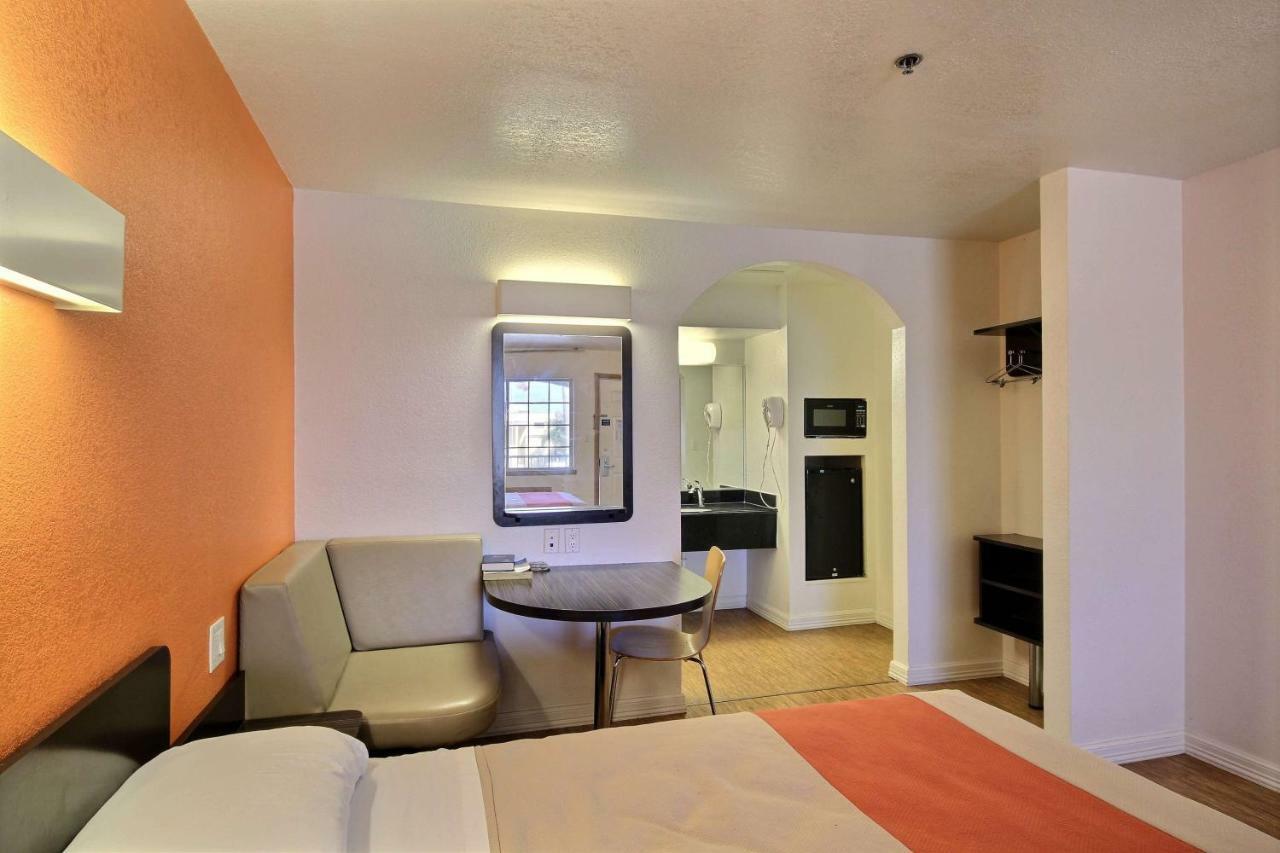 Motel 6-Edinburg, Tx Extérieur photo