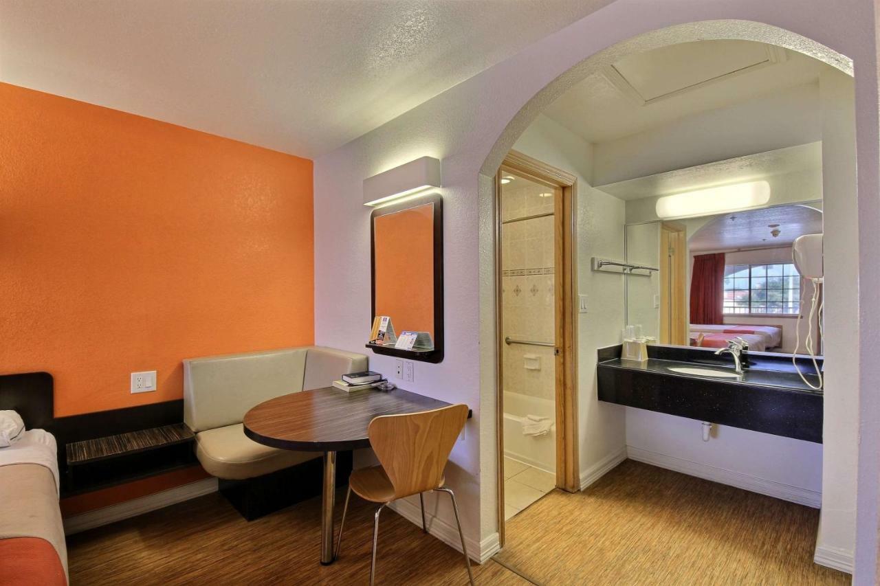 Motel 6-Edinburg, Tx Extérieur photo